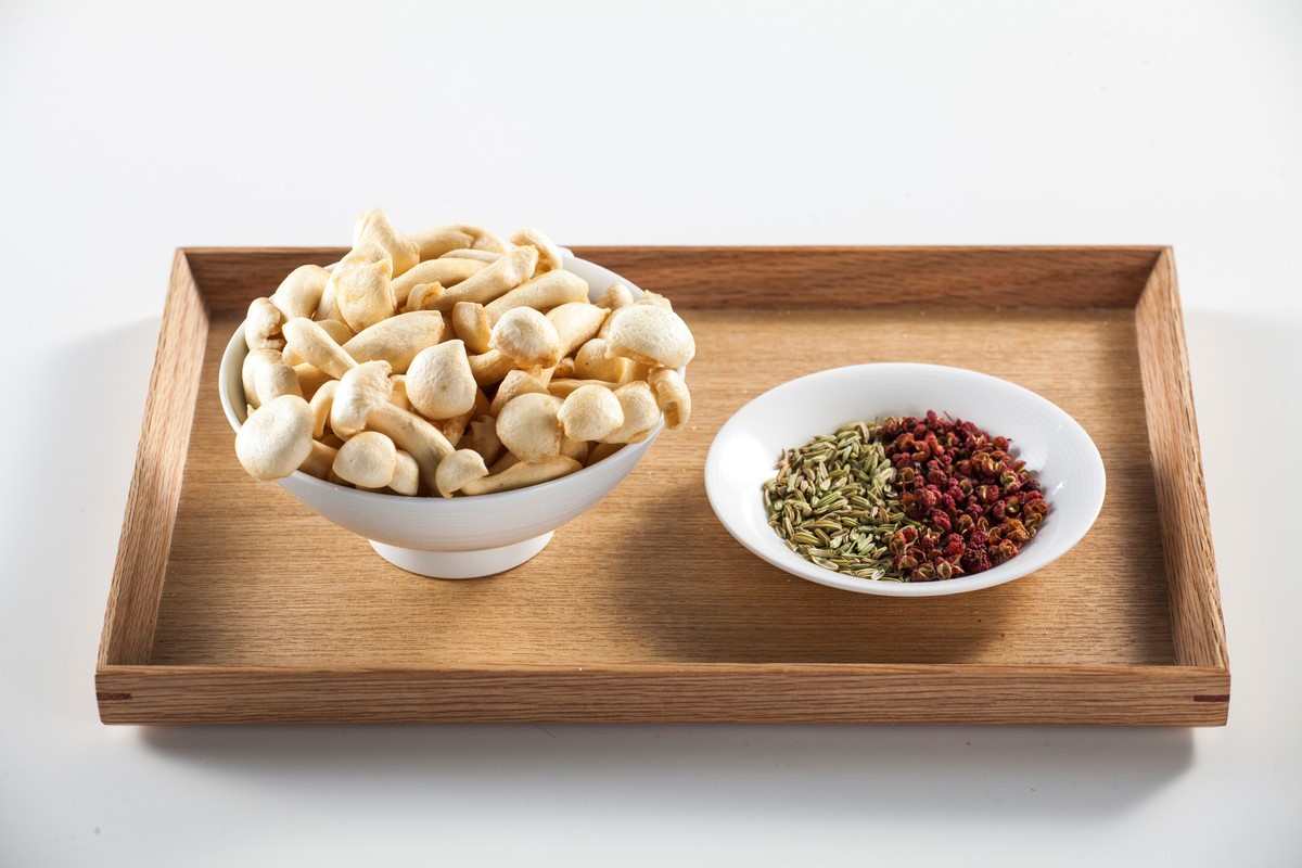 菇滋菇滋」獲千萬(wàn)級Pre-A輪融資，專(zhuān)做果蔬脆片里的菌菇